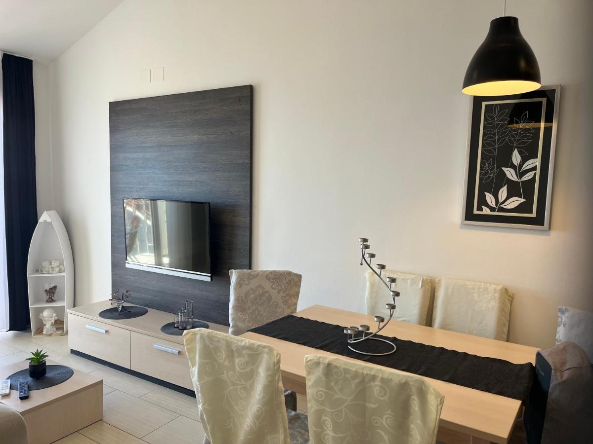 Apartman Maja Selce Bagian luar foto